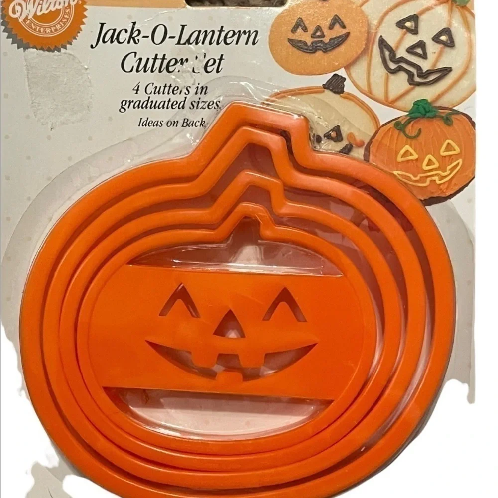 Wilton halloween cookie